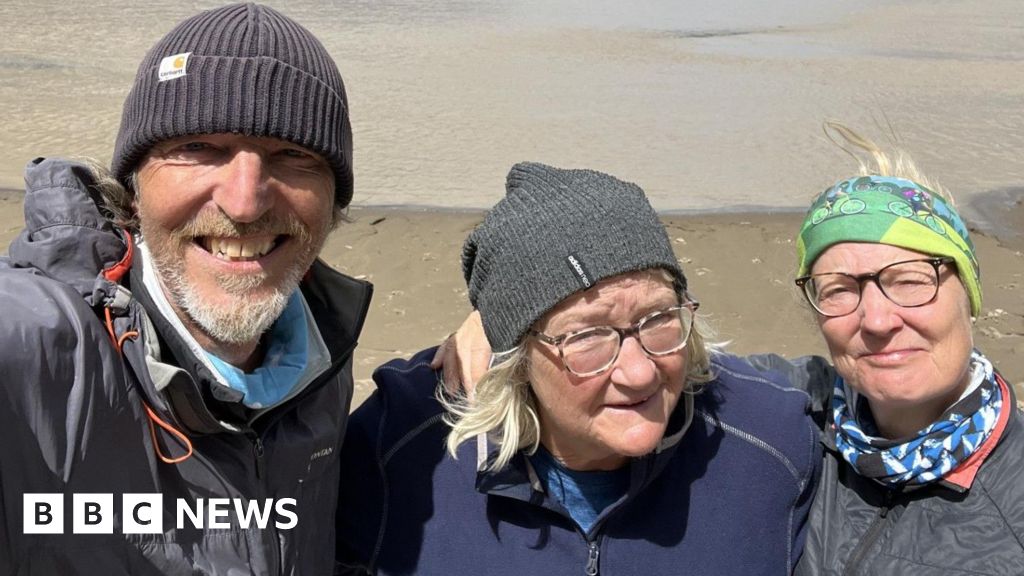 Aberdeen University friends finish 17,000-mile bike ride started in 1985