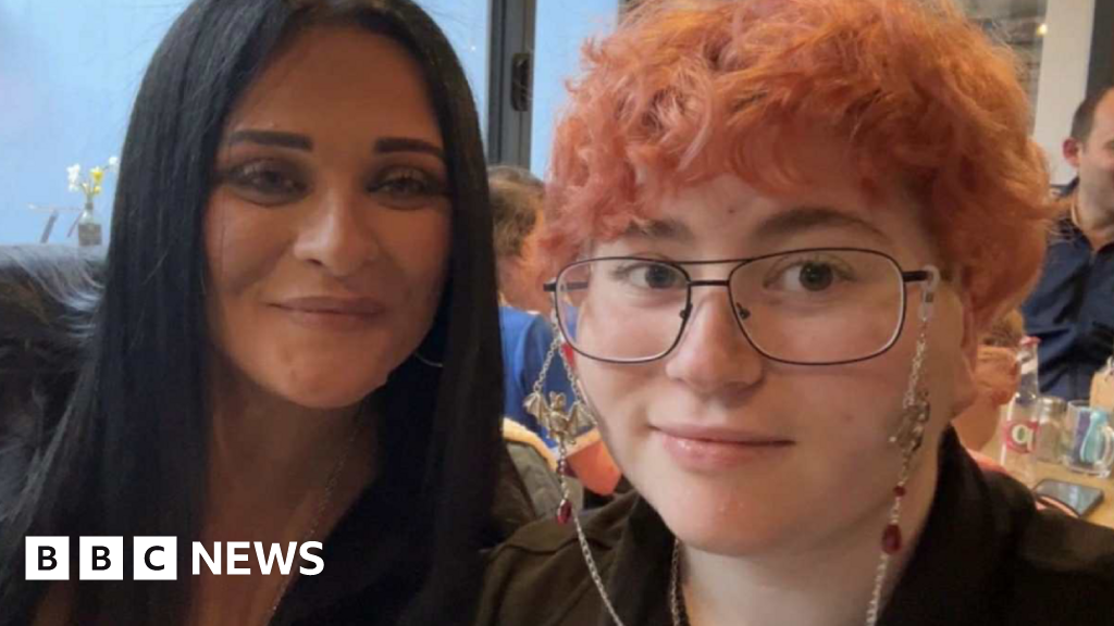 Are tracking apps OK for parents to use on adult children? Are tracking apps OK for parents to use on adult children?