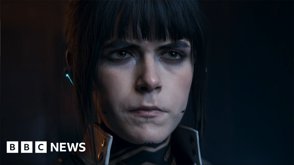 Call of Duty battles to stay on top