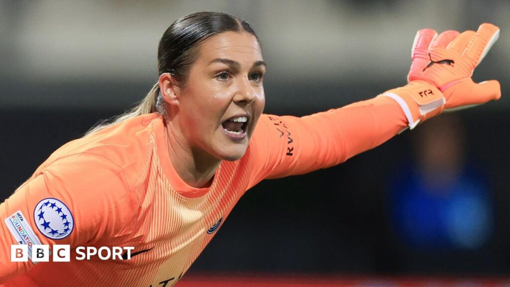 Man Utd vs Paris St-Germain: Mary Earps says return to old club was ‘written in stars’ Man Utd vs Paris St-Germain: Mary Earps says return to old club was ‘written in stars’