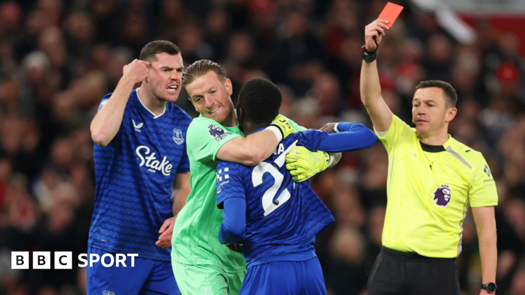 Idrissa Gueye: Everton midfielder sent off for clash with team-mate Michael Keane