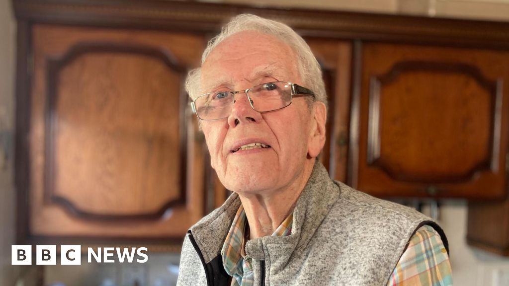 Elderly man scammed out of £35k left feeling ‘broken’