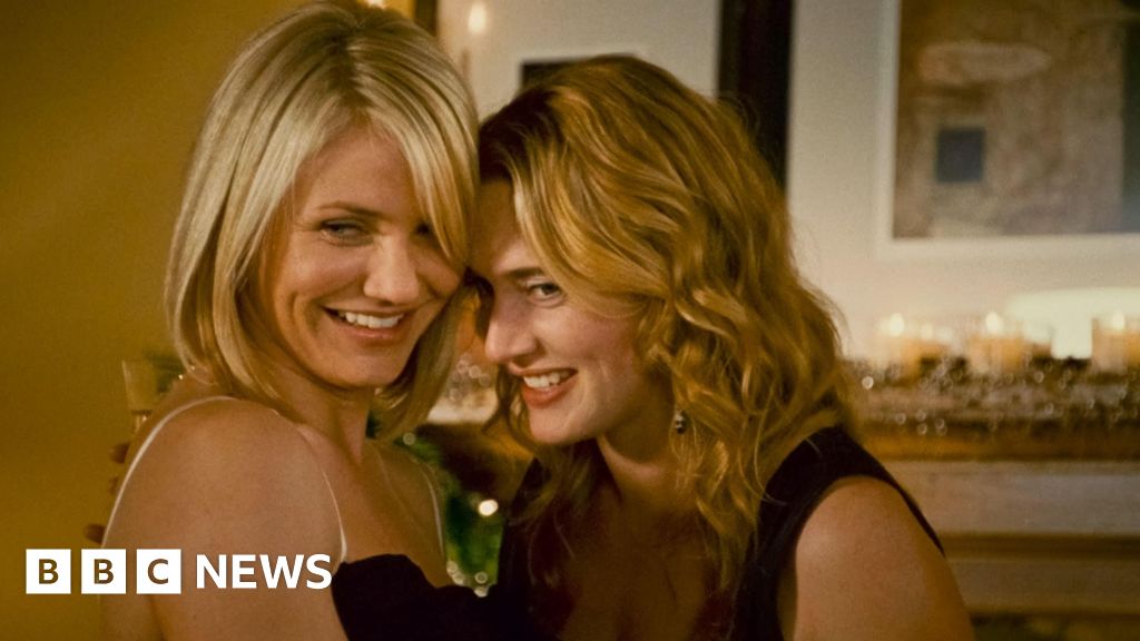 Kate Winslet says her family never, ever watch The Holiday