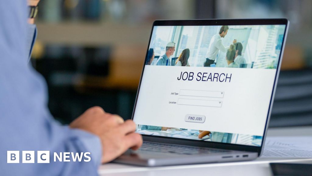 Should more be done to tackle ‘ghost jobs’?