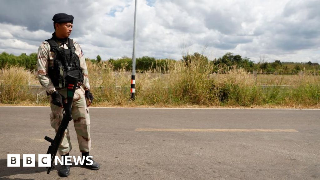 Thailand bombs Cambodian border area as ceasefire talks continue