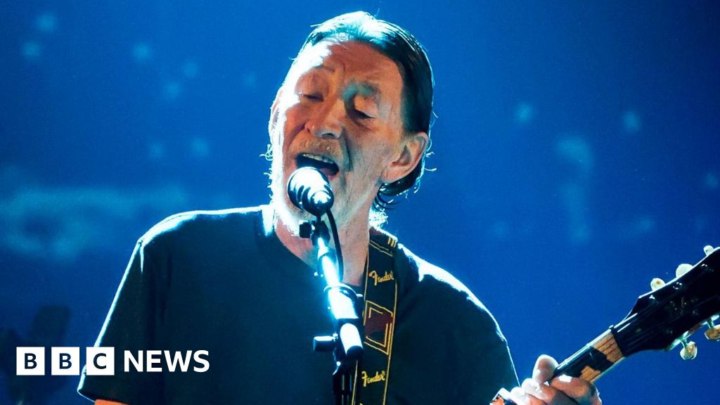 Chris Rea, Driving Home for Christmas and Road to Hell singer, dies at 74