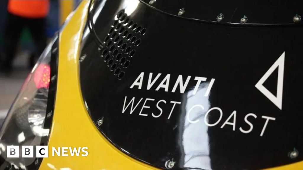 Manchester to London ‘ghost train’ plan abandoned by ORR Manchester to London ‘ghost train’ plan abandoned by ORR