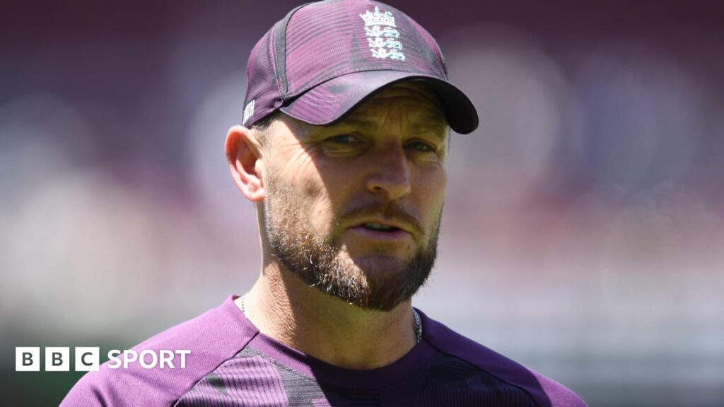 The Ashes 2025-26: Brendon McCullum wants to stay as England coach The Ashes 2025-26: Brendon McCullum wants to stay as England coach