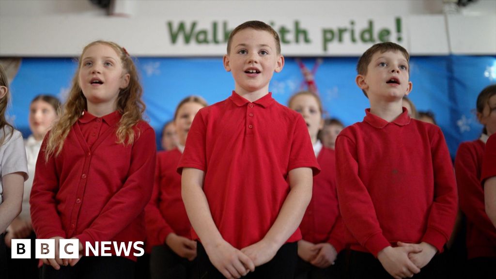 Singing at school shouldn’t just be for Christmas, teachers say
