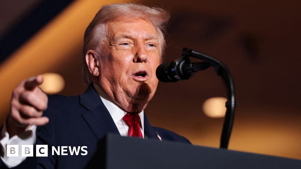 Don’t let Donald Trump interfere with UK democracy, Ed Davey tells Starmer