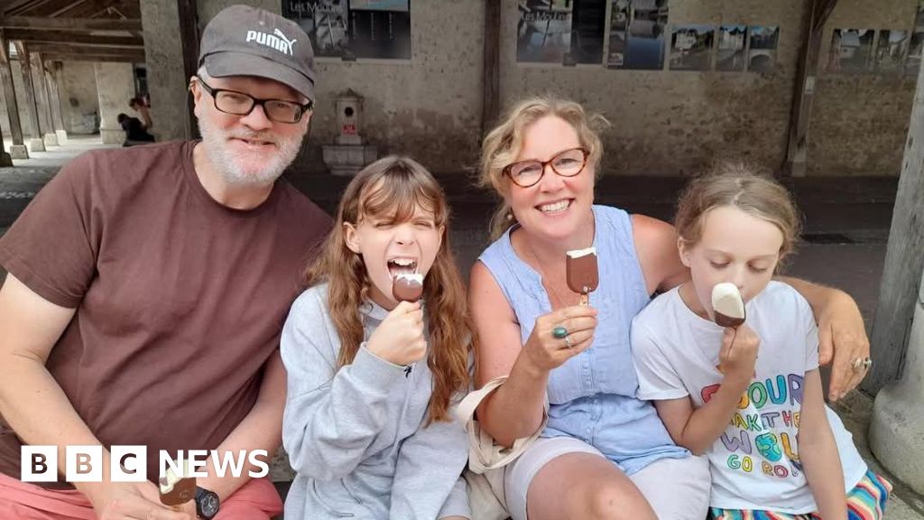 IVF podcast couple from Folkestone wins prestigious audio award