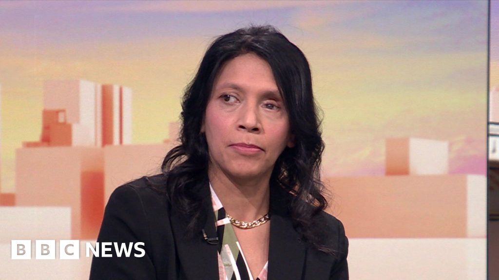 Oxfam chief forced to step down over ‘serious issues’ with conduct, charity says Oxfam chief forced to step down over ‘serious issues’ with conduct, charity says