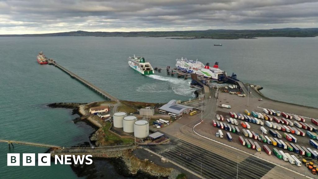 Storm-hit Holyhead Port closes terminal after ‘berth incident’