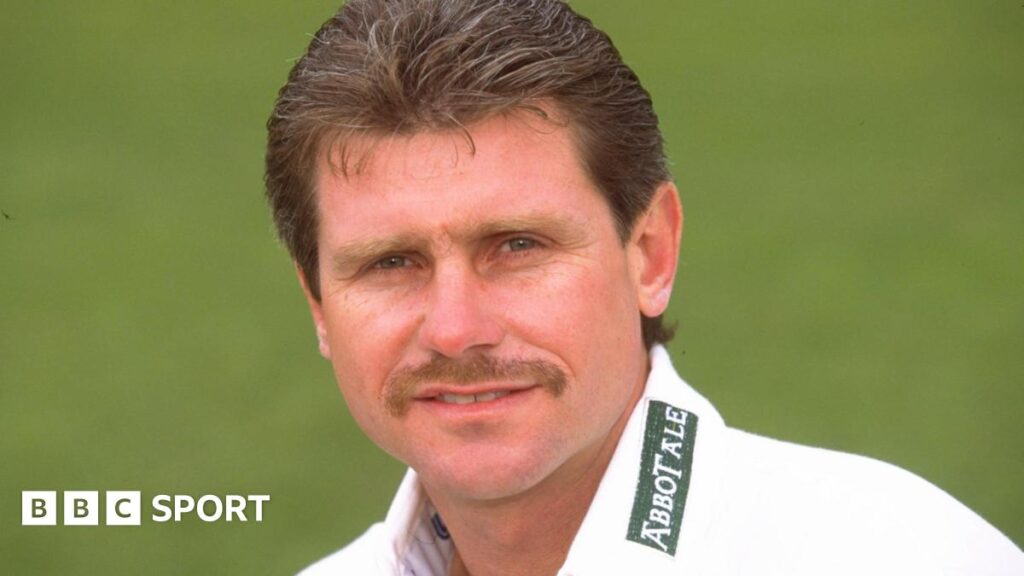 Robin Smith: Former England batter dies aged 62
