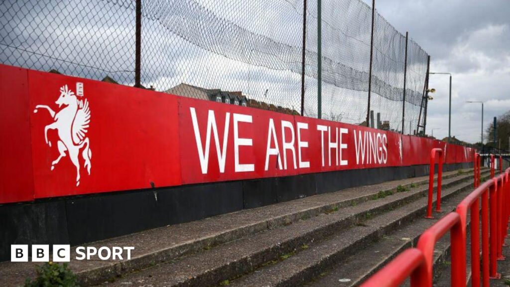 Welling United v Potters Bar Town: Match postponed after manager Sammy Moore injured in altercation