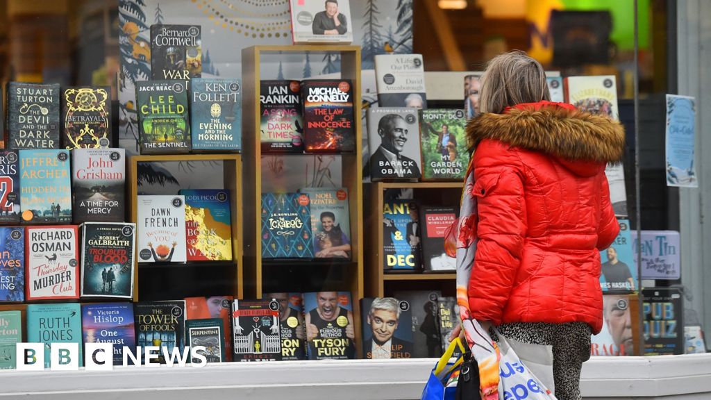 Waterstones would sell books written by AI, says chain’s boss