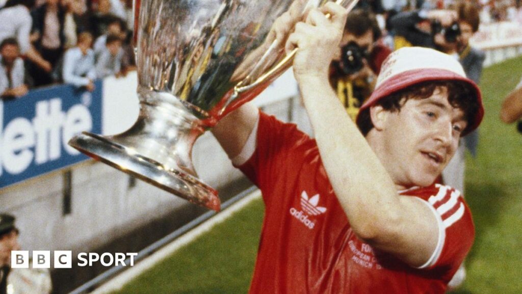 John Robertson obituary: Nottingham Forest great was ‘the Picasso of football’