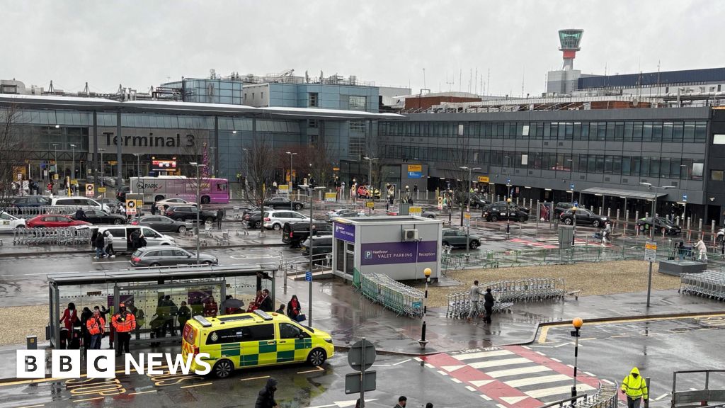 Two charged over Heathrow Airport ‘pepper spray’ attack