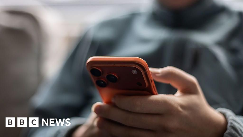 Ofcom urged to use ‘banning’ powers over X AI deepfakes Ofcom urged to use ‘banning’ powers over X AI deepfakes