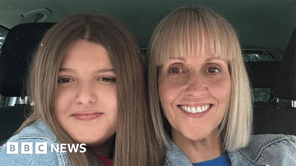 Girl’s body found in sea off East Yorkshire coast Girl’s body found in sea off East Yorkshire coast