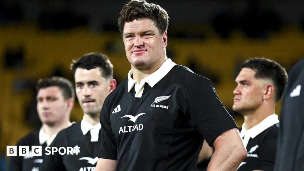 Scott Robertson: All Black coach sacking marks another slip from the summit Scott Robertson: All Black coach sacking marks another slip from the summit