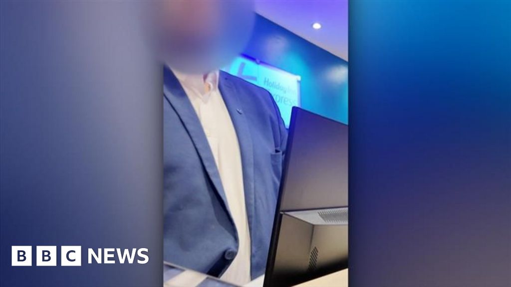 Homeless men with valid booking refused entry to Holiday Inn Express