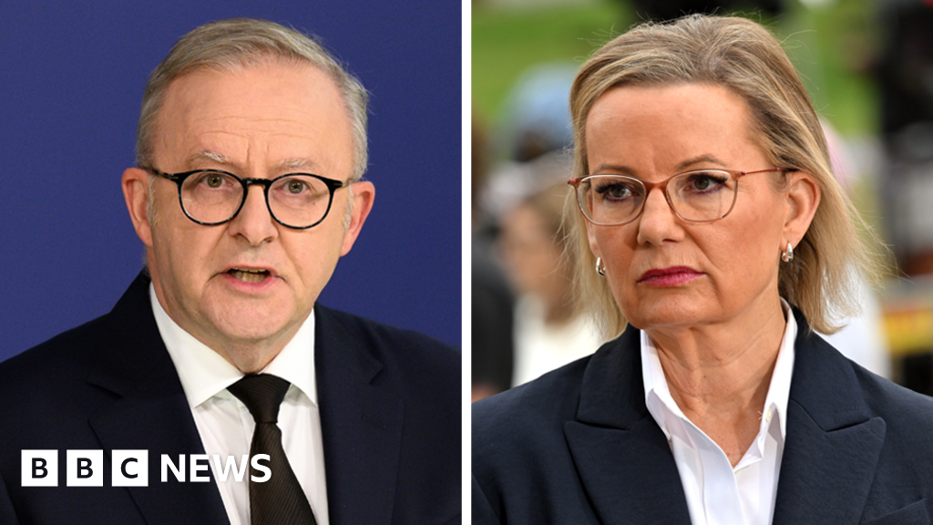 how Australian politics descended into ugliness in attack’s aftermath how Australian politics descended into ugliness in attack’s aftermath