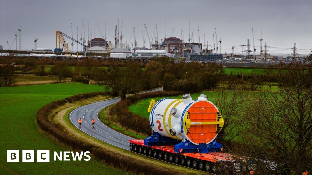 Second nuclear reactor arrives at Hinkley Point C power station