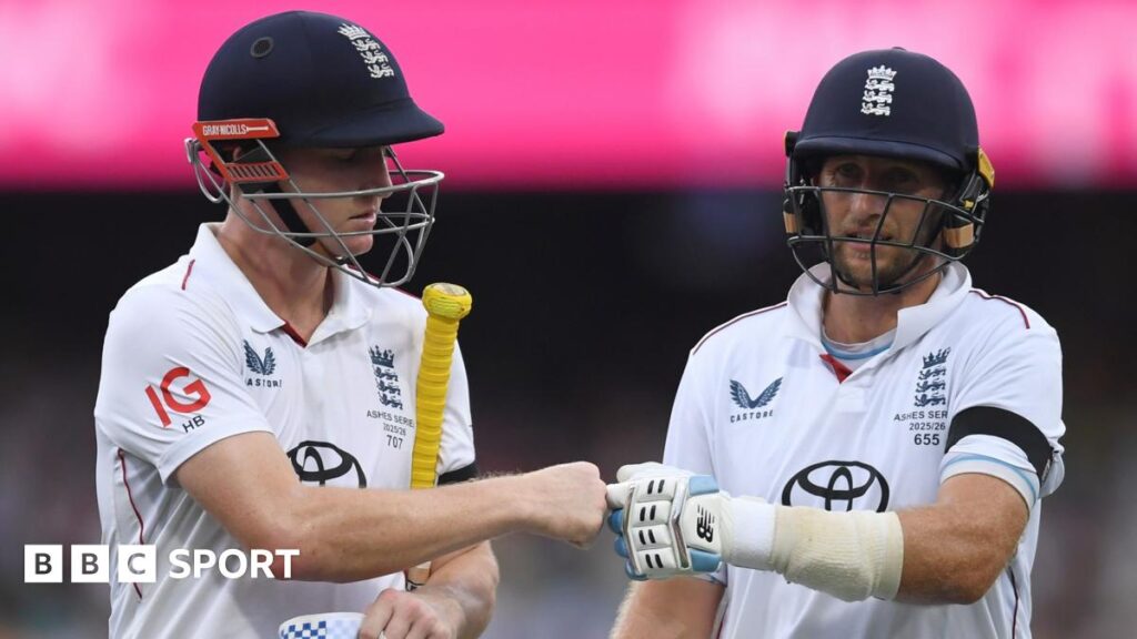 The Ashes 2025-26: England start fifth Test well before Sydney weather intervenes