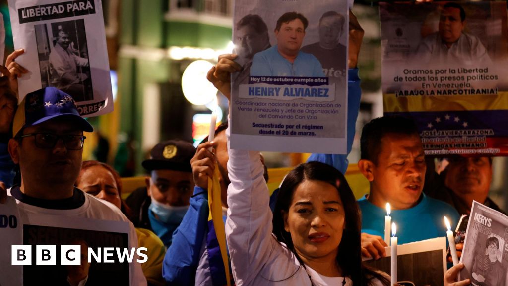 Venezuelan government begins releasing political prisoners Venezuelan government begins releasing political prisoners