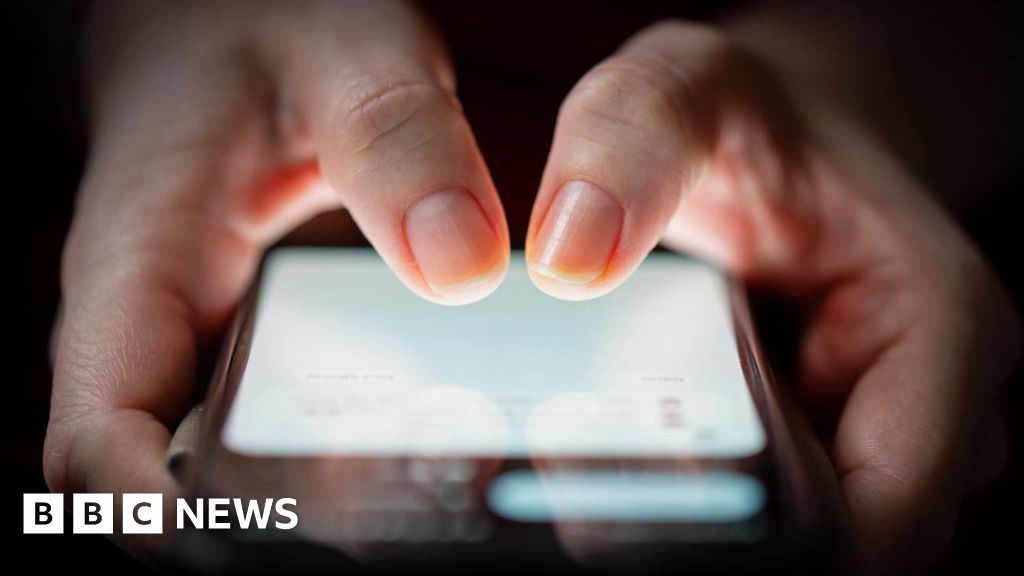 New York man jailed for hoax bomb calls to London venues