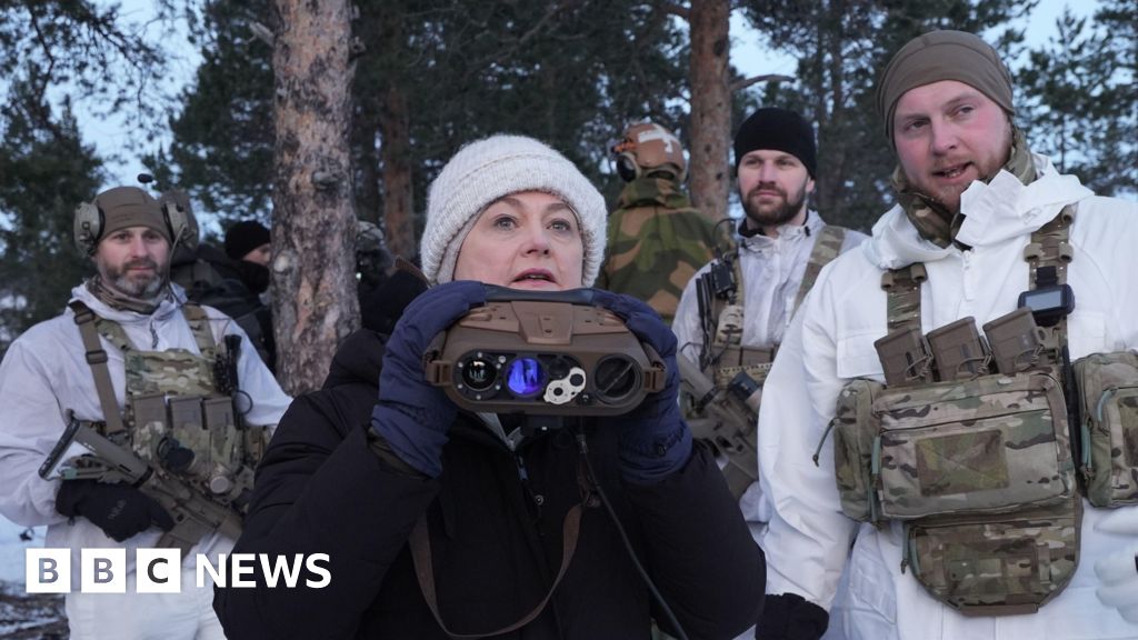 Nato Arctic defence needed against Russia, Yvette Cooper says