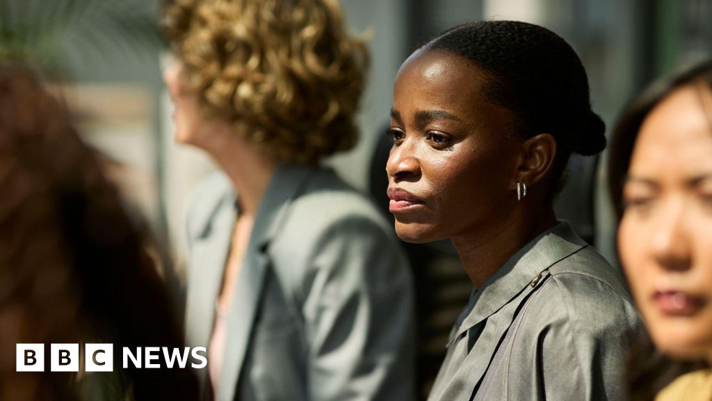 ‘What if I just started shouting right now?’