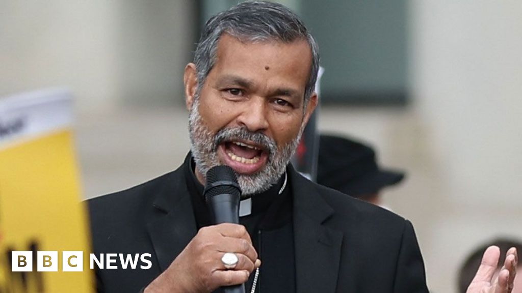 Church dioceses failed on safeguarding allegations, says regulator