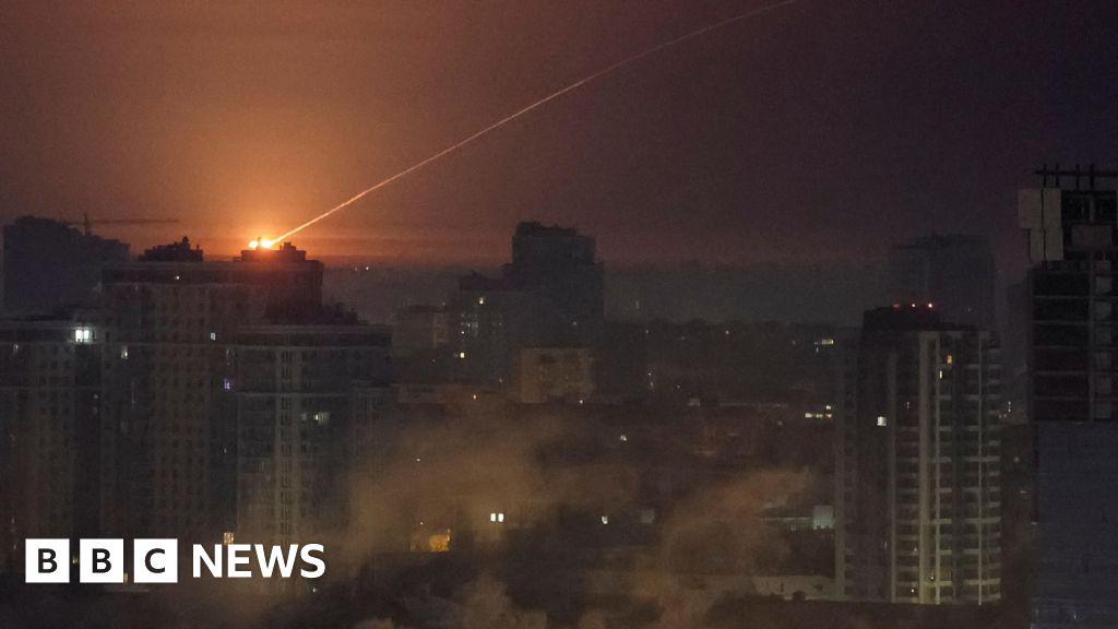 Russian strikes again leave half of Kyiv with no heating in winter cold snap