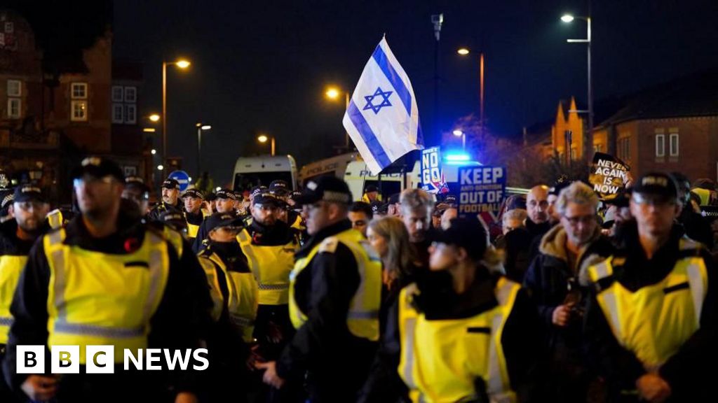 Why banning of Maccabi fans raises questions about police integrity