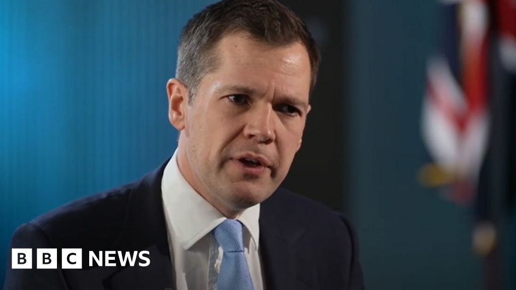 Robert Jenrick claims he is ‘uniting the right’ by defecting to Reform UK Robert Jenrick claims he is ‘uniting the right’ by defecting to Reform UK