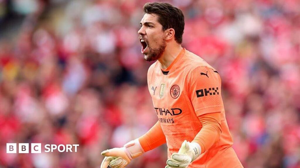 Nottingham Forest agree deal for Stefan Ortega and target Davide Frattesi