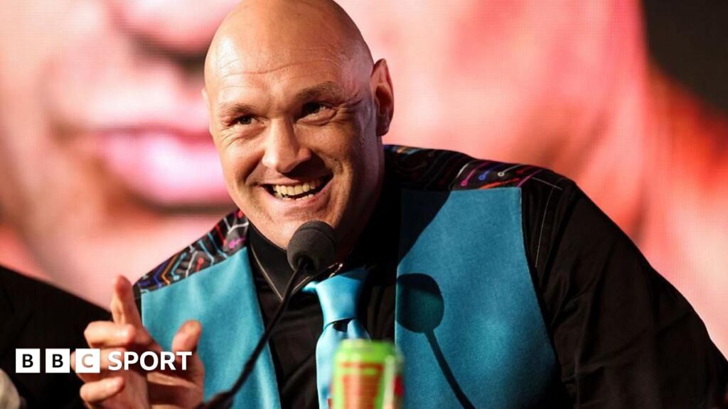 Tyson Fury: Heavyweight will have no coach or nutritionist for comeback fight against Makhmudov
