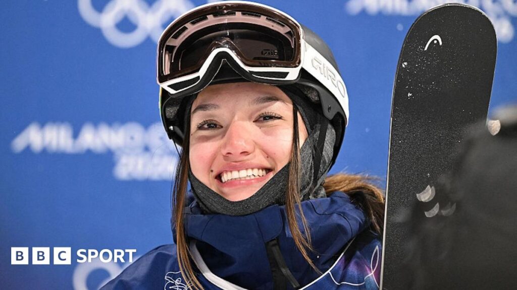 Winter Olympics 2026: Zoe Atkin qualifies top for freeski halfpipe final