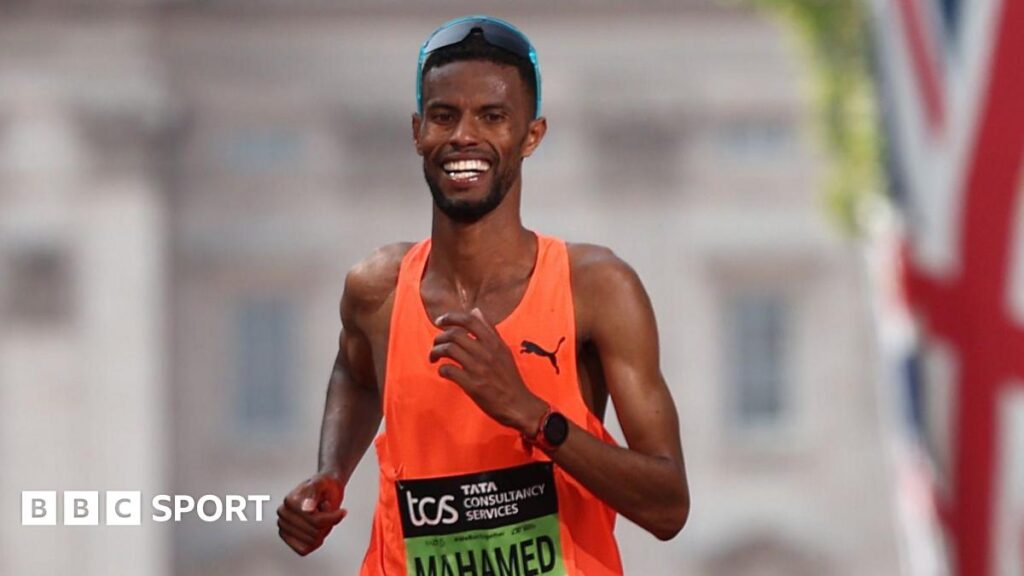 Mahamed Mahamed: Briton balancing London Marathon training with fasting for Ramadan